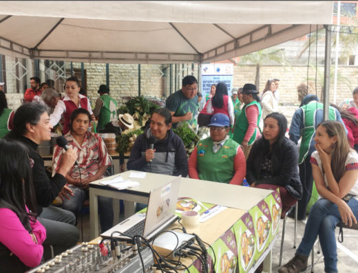 Feria agroecológica de la Universidad Andina Simón Bolívar